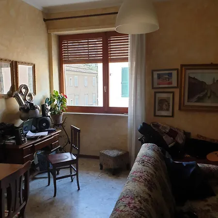 Eleonora Apartment